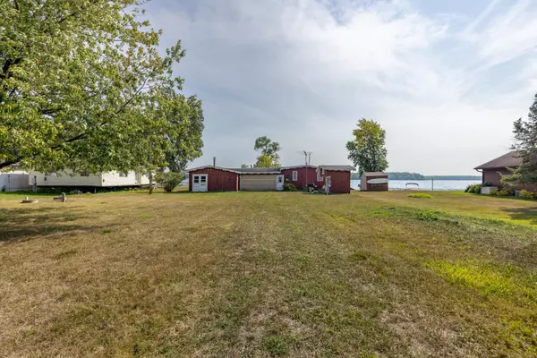 23030 Lampi RD, Cohasset, MN 55721