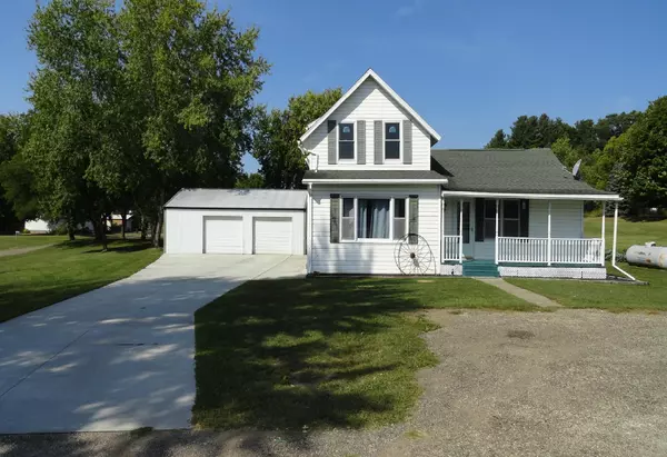 W2379 Misha Mokwa LN, Nelson, WI 54736