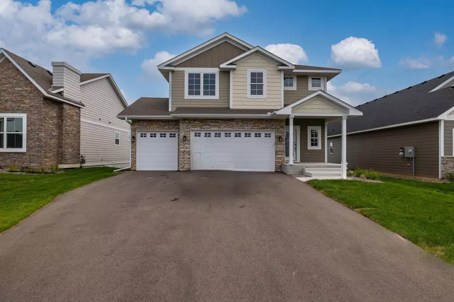 17870 Hamburg AVE, Lakeville, MN 55044