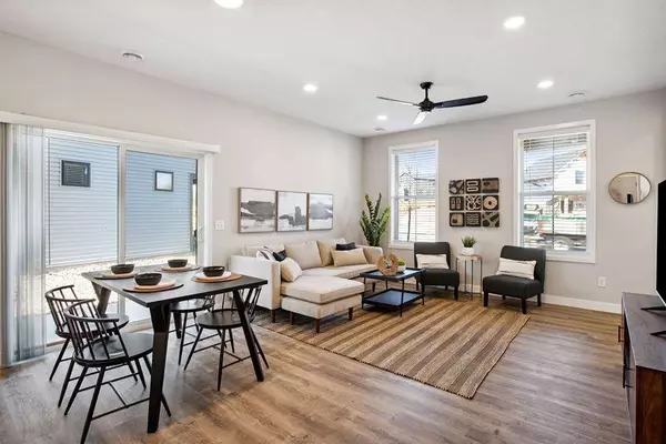 Inver Grove Heights, MN 55077,6884 Allen WAY