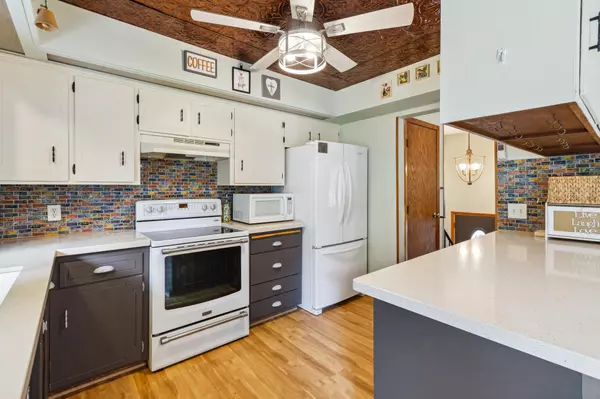 New Richmond, WI 54017,524 Derrick DR