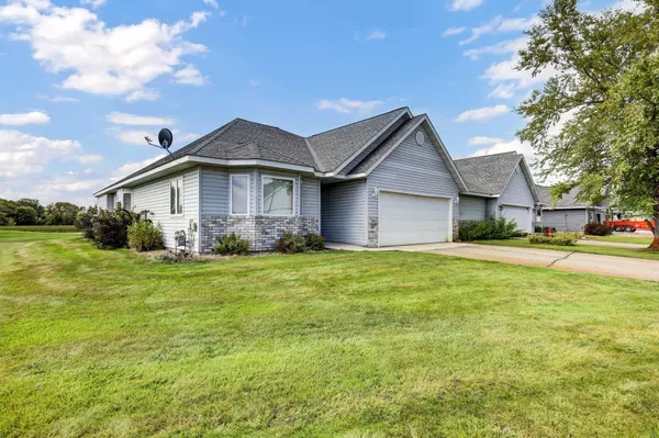 Sauk Centre Twp, MN 56378,39315 Wild Rose CT