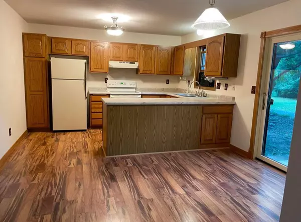 North Hudson, WI 54016,606 4th ST N #3A