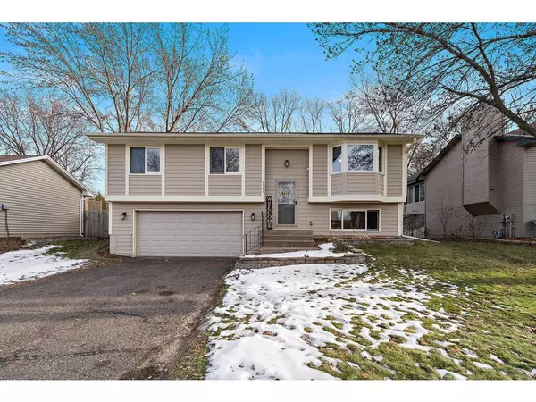 9791 Ilex ST NW, Coon Rapids, MN 55433