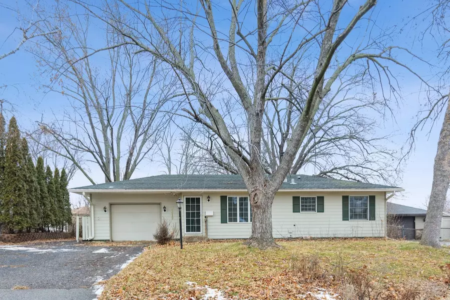 3319 69th ST E, Inver Grove Heights, MN 55076