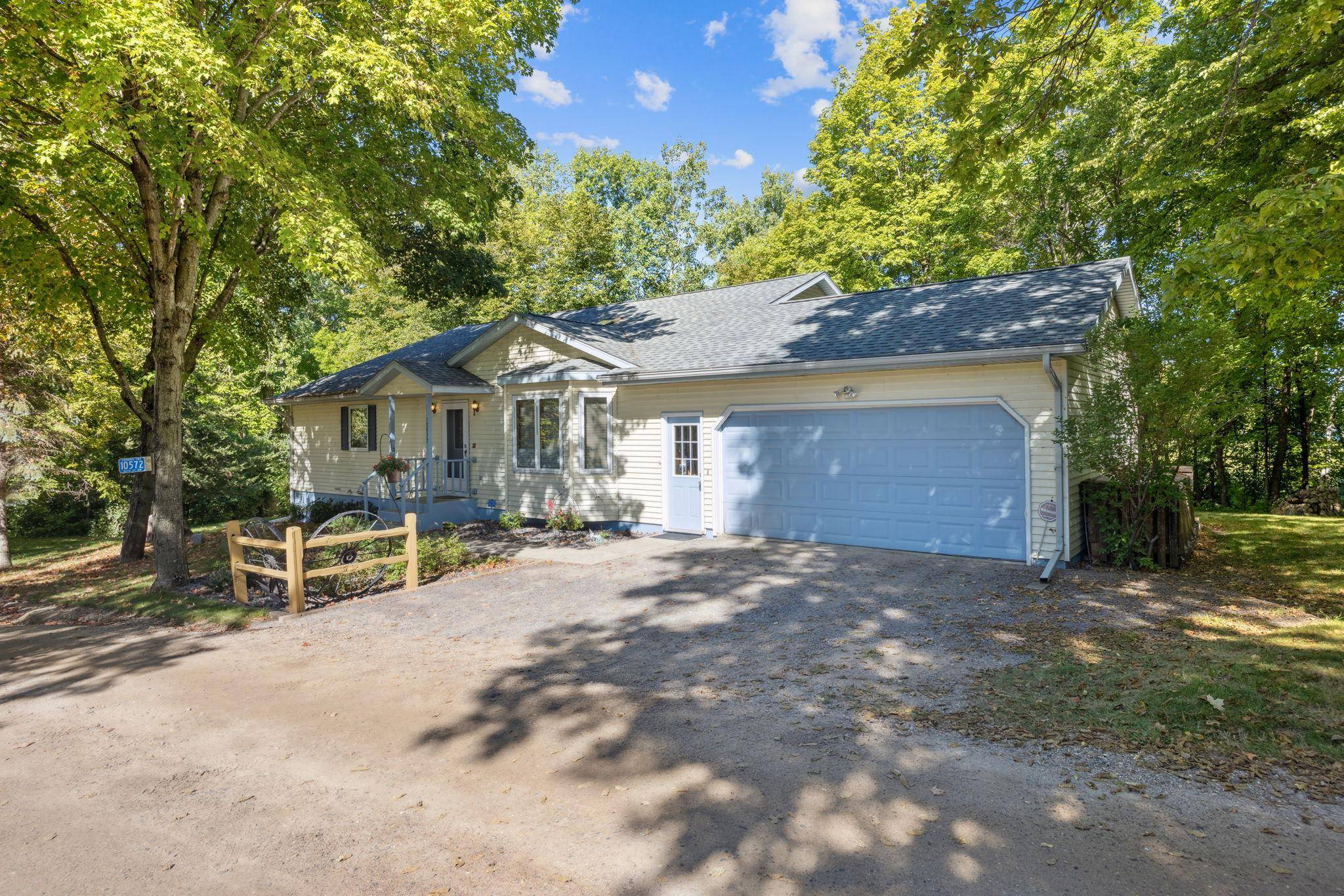 Annandale, MN 55302,10572 116th ST NW