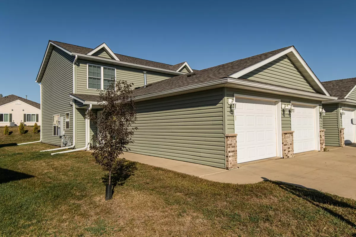 Stewartville, MN 55976,1817 Daniel LN NE