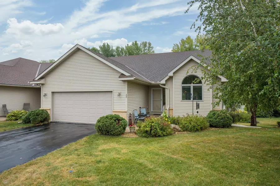 33 Egret LN, Elysian, MN 56028