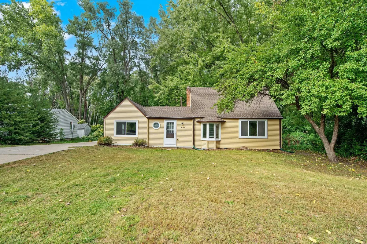 Vadnais Heights, MN 55127,4146 Clover AVE