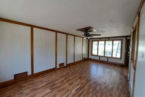 Virginia, MN 55792,86 Vermillion DR