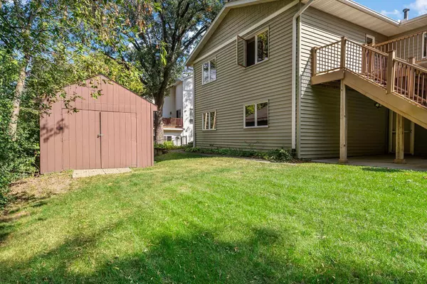 Inver Grove Heights, MN 55077,7521 Barbara AVE