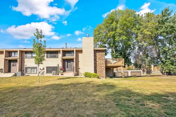 5641 Otter View TRL, White Bear Twp, MN 55110