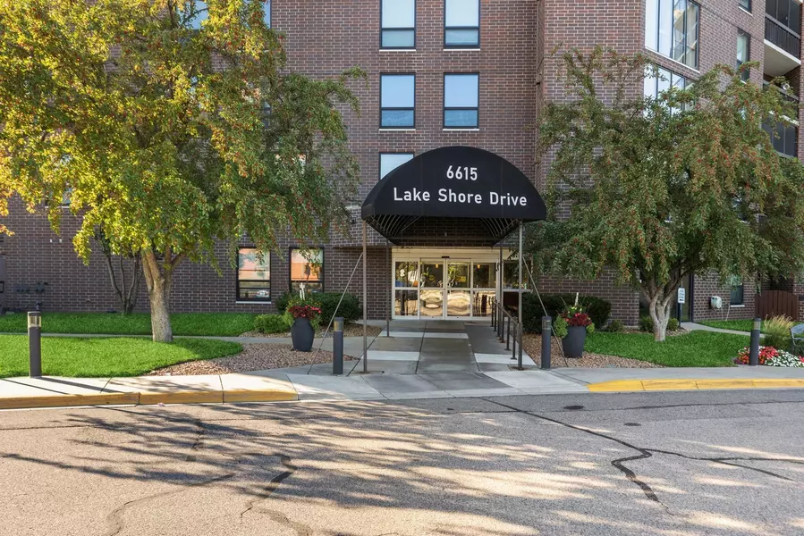 6615 Lake Shore DR S #1116, Richfield, MN 55423