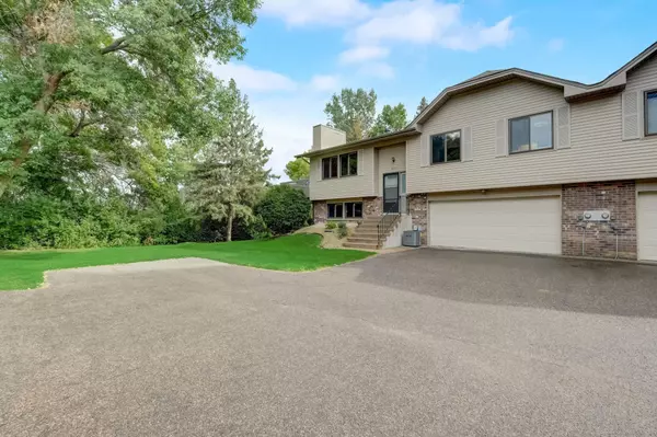 Shoreview, MN 55126,842 Sherwood RD