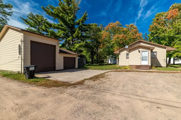 Crosby, MN 56441,10 3rd ST NW