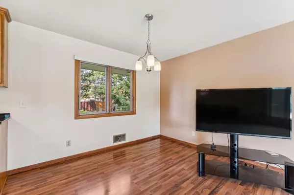 Columbia Heights, MN 55421,1601 W INNSBRUCK PKWY NE