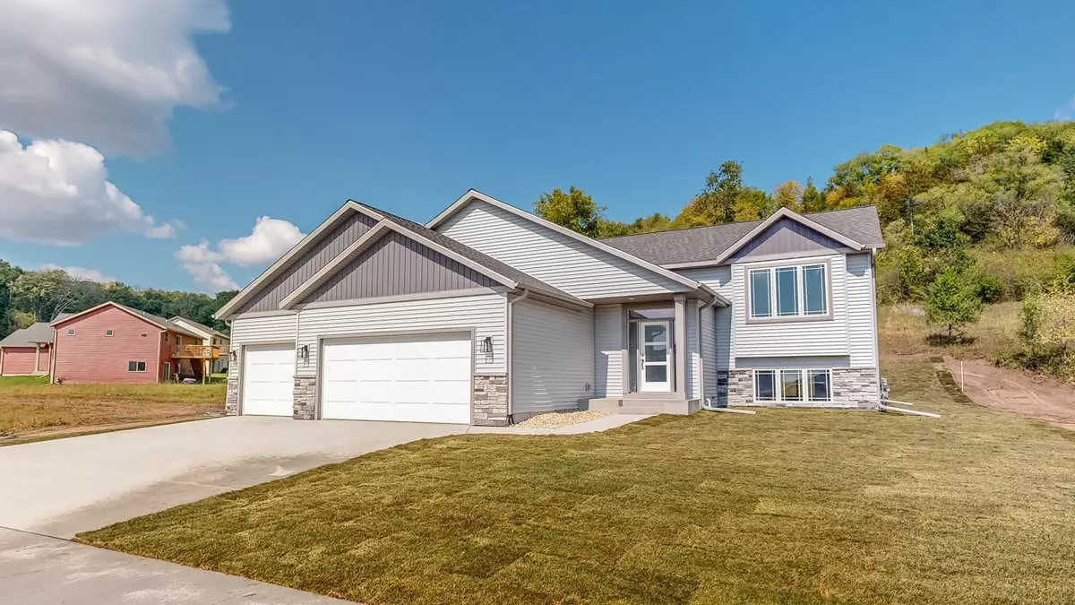 Rochester, MN 55906,2021 Hadley Hills DR NE