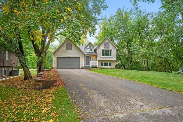 Little Canada, MN 55109,796 Carla LN