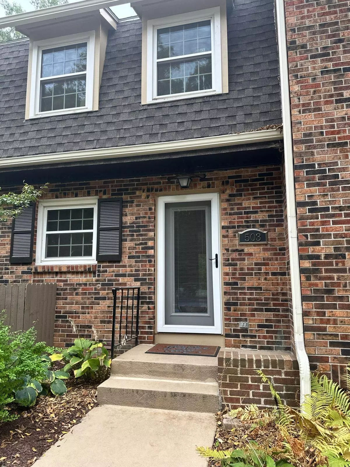 Hudson, WI 54016,503 Laurel AVE #503