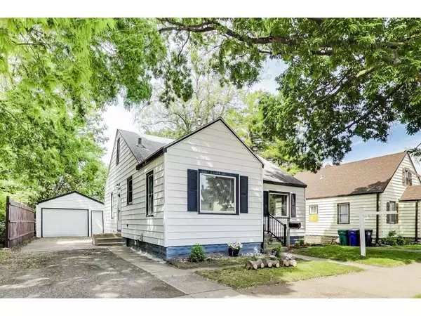 45 George ST W, Saint Paul, MN 55107