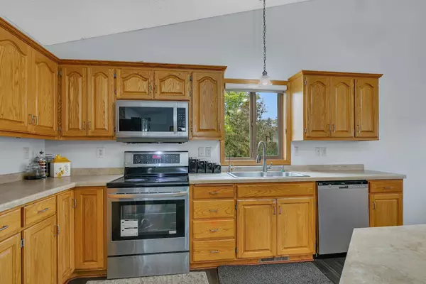 Saint Cloud, MN 56301,4 Sun CIR
