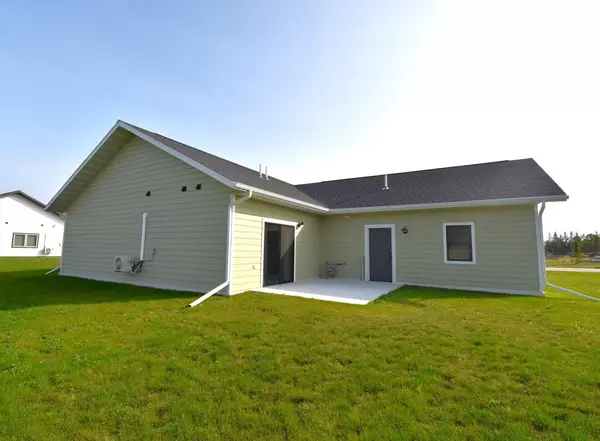 Warroad, MN 56763,505 Garfield ST SE