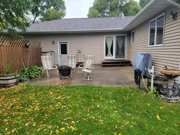 Perham, MN 56573,512 Pine Needle DR