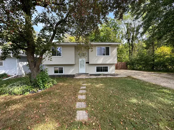 Saint Paul, MN 55106,1052 Breen ST