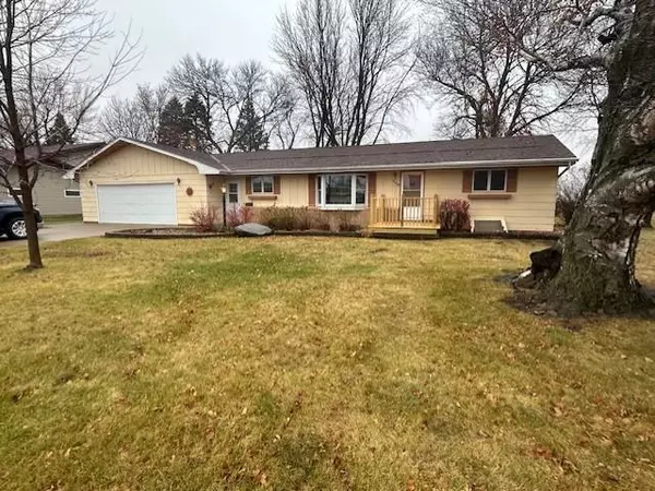 306 9th ST, Westbrook, MN 56183