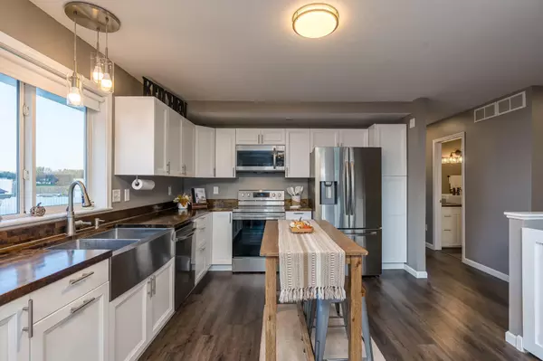 Montgomery, MN 56069,409 Juniper LN NW