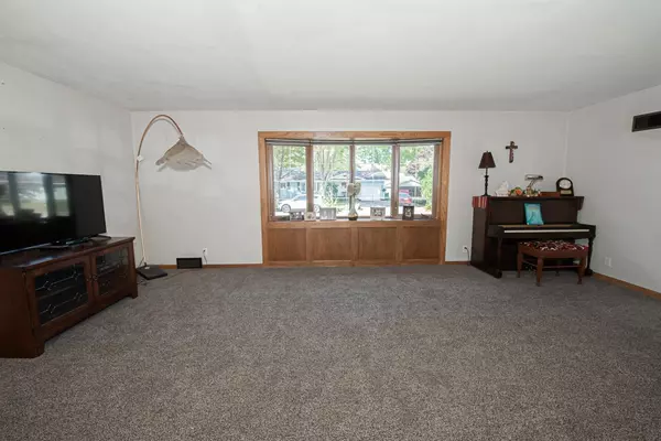 Winona, MN 55987,476 Westdale AVE