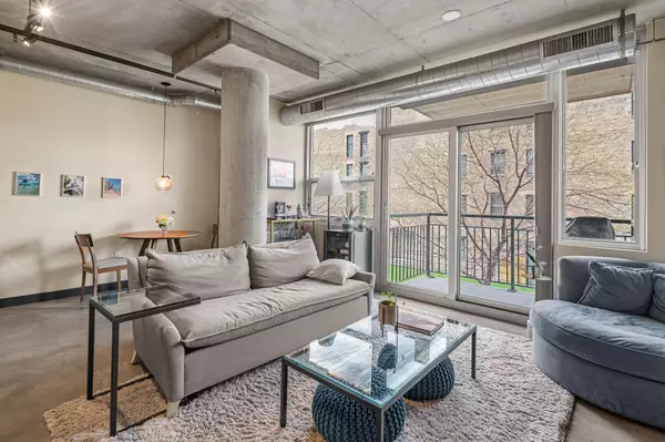 Minneapolis, MN 55401,730 N 4th ST #209