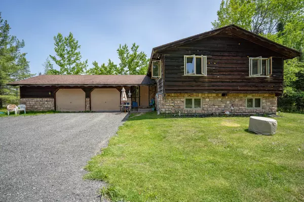 7036 E County Road UU, South Range, WI 54874