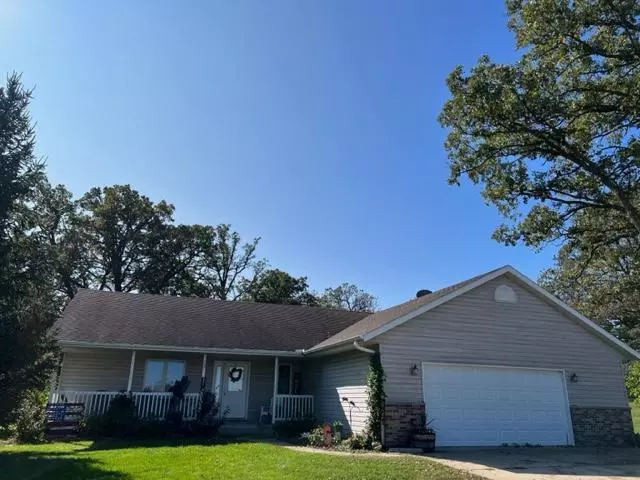 5255 Thompson DR, Ellendale, MN 56026