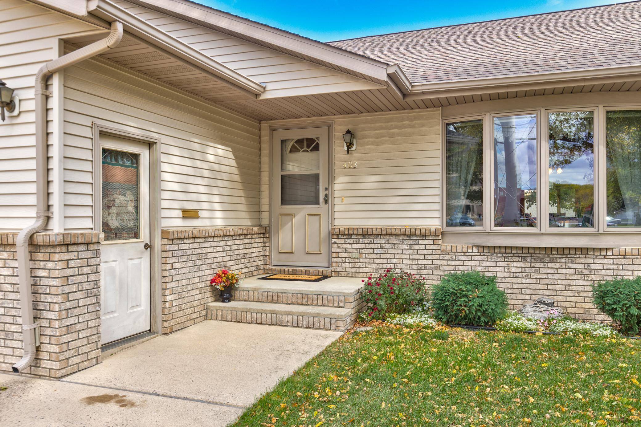 Marshall, MN 56258,403 S Bruce ST