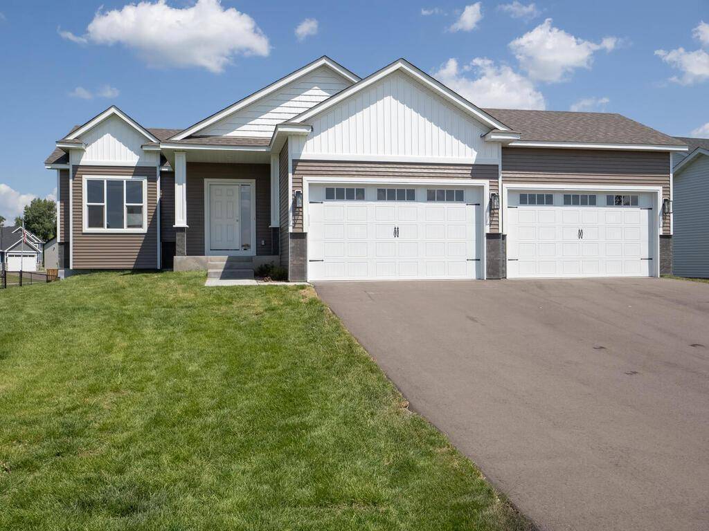 889 193rd LN NE, East Bethel, MN 55011