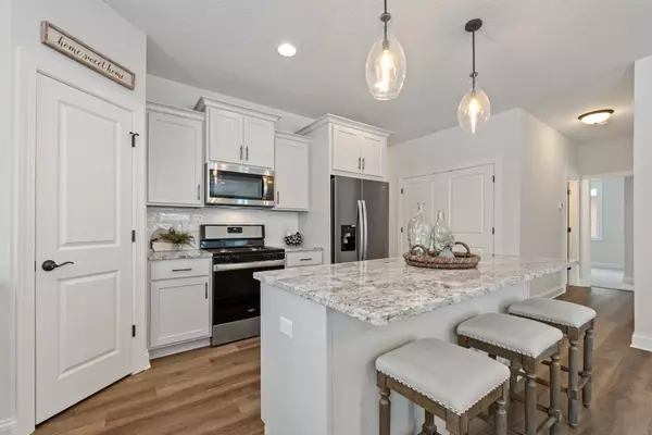 Winthrop, MN 55396,307 Pine CIR