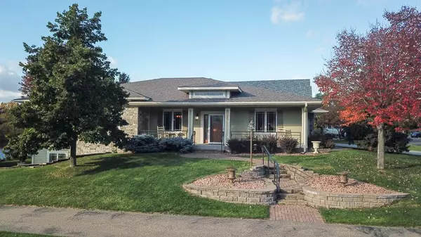 7293 Hidden Valley Pond S, Cottage Grove, MN 55016