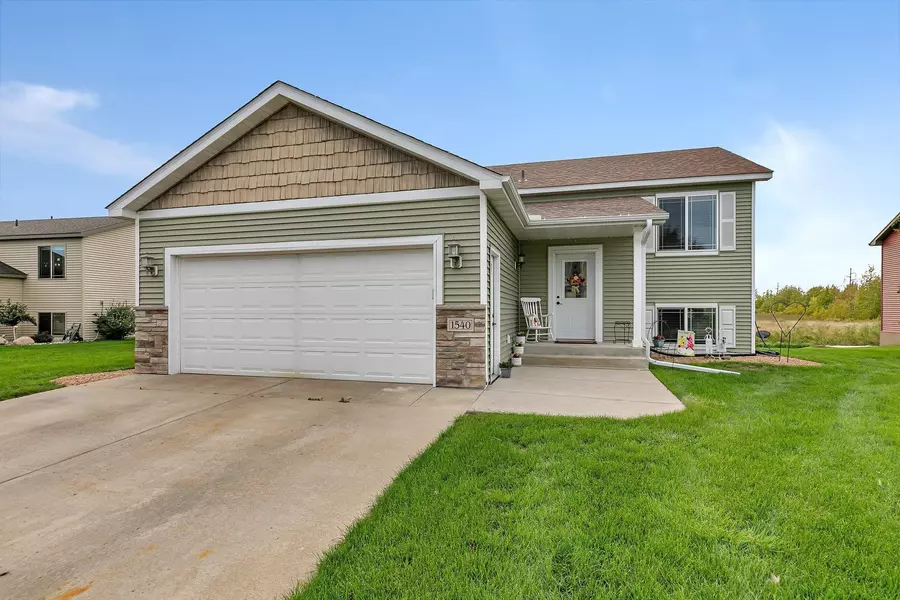 1540 Prairie View LN NE, Sauk Rapids, MN 56379