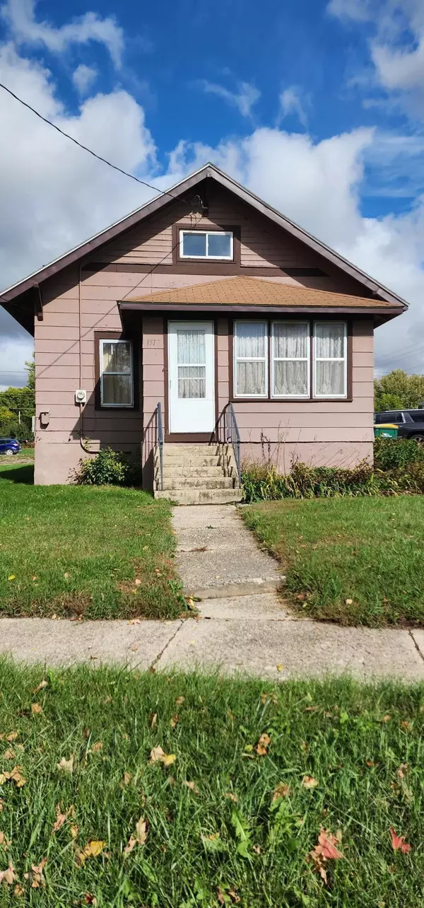 Albert Lea, MN 56007,1517 SE Marshall ST