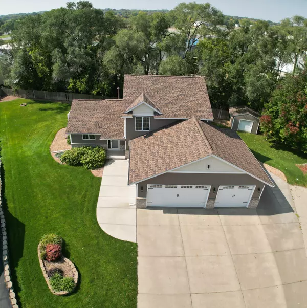 Inver Grove Heights, MN 55076,6445 Coryell CT