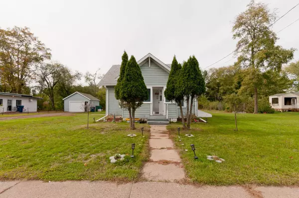 Chetek, WI 54728,227 2nd ST