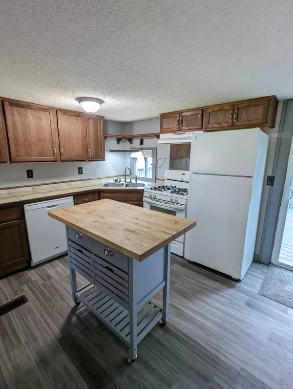 Blackberry Twp, MN 55744,21400 Blackberry Acres RD