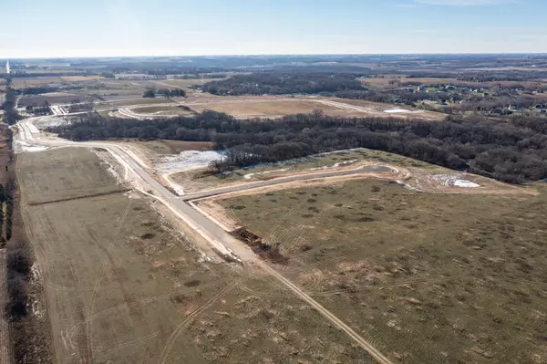 Rochester, MN 55902,L8B3 Royal Oaks CIR SW