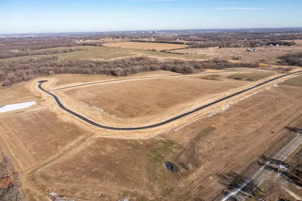 Rochester, MN 55902,L3B5 Royal Oaks Farm DR SW