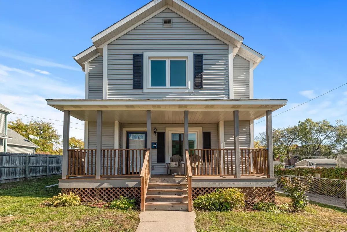 Minneapolis, MN 55409,3803 Clinton AVE