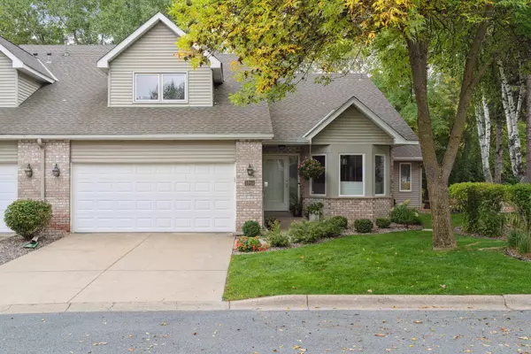 5944 Bren CIR, Minnetonka, MN 55343