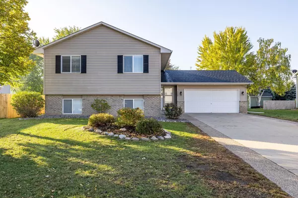 305 Shea ST,  Belle Plaine,  MN 56011