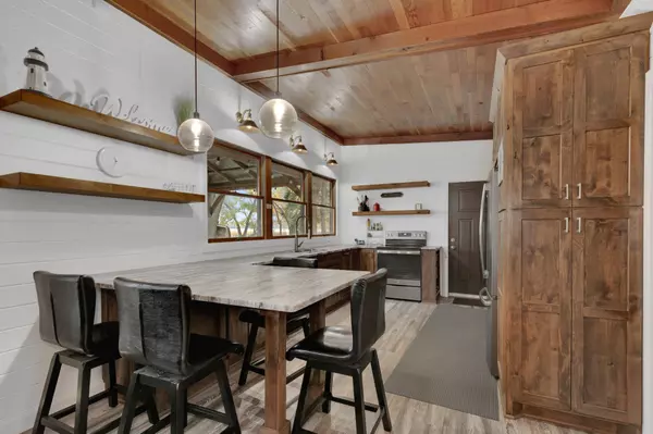 Avon, MN 56310,18353 County Road 154