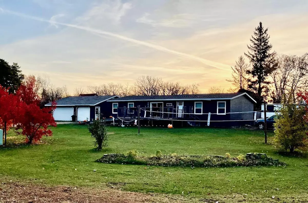 Badger, MN 56714,738 Lenmark LN